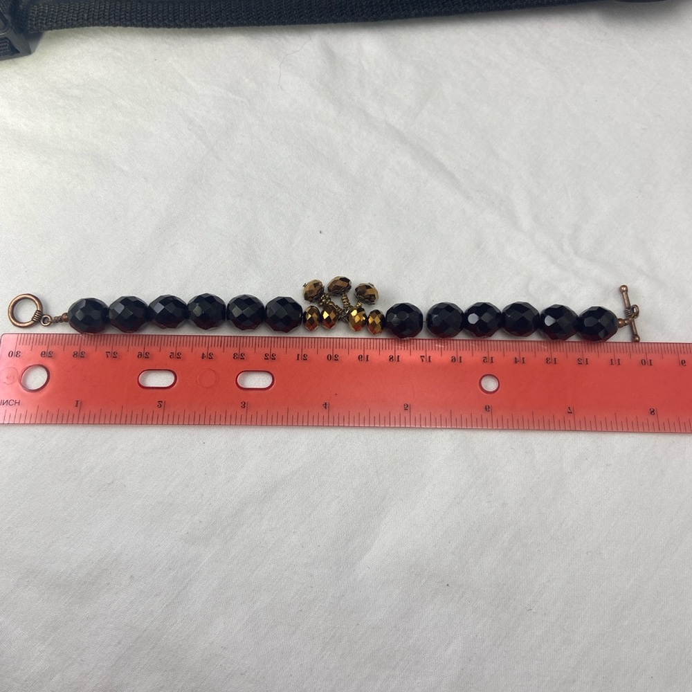 Handmade Beaded unique bracelet, black faceted‎ beads with copper hardware - Picture 3 of 4